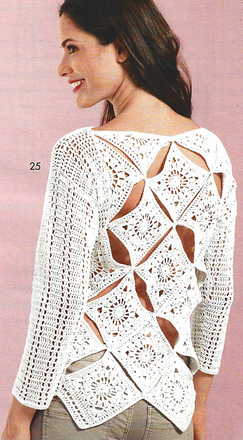 # 25 Pull blanc avec losanges