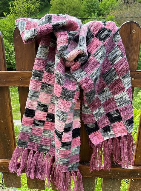 Julia Scarf