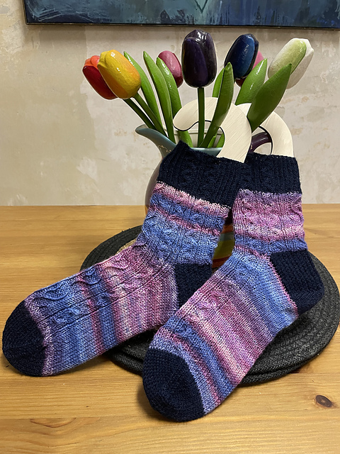 Cable Socks for Bara
