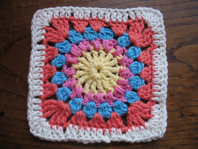 Granny Square Afghan / Häkeldecke
