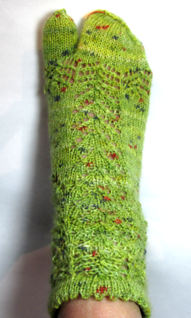 fröhliche grüne socken