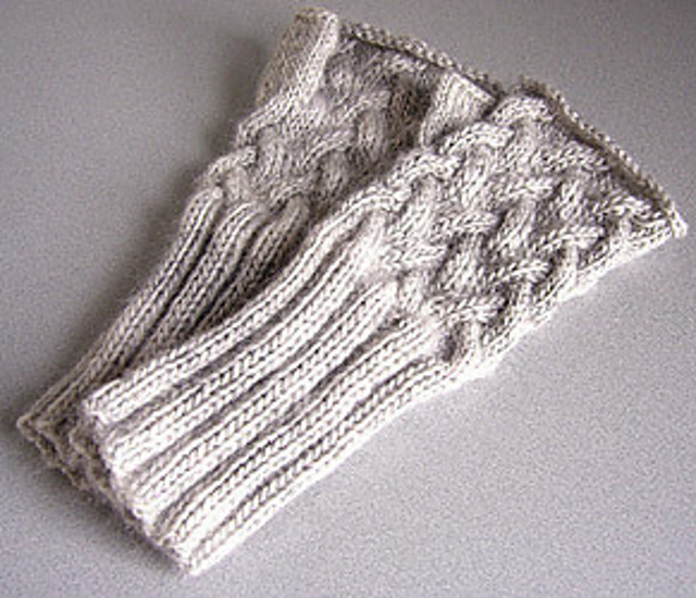 p.23 Armwarmers