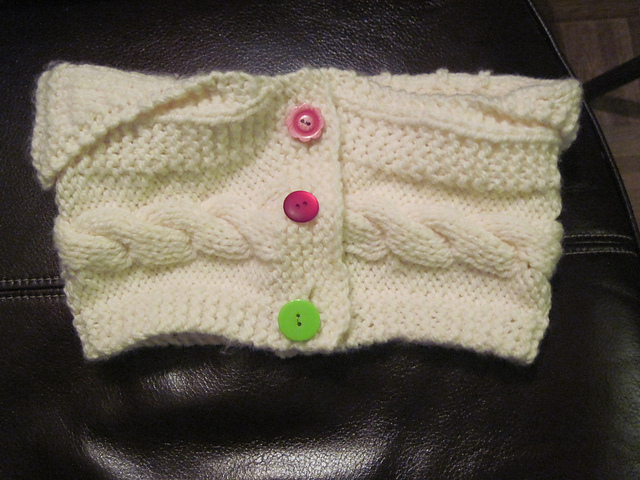 Cabled Collared Cowl