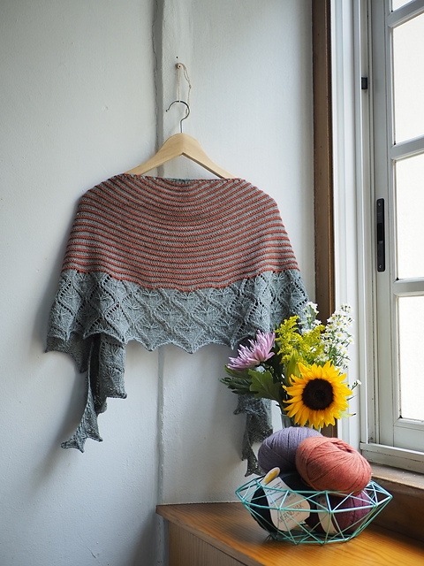 Jackie shawl
