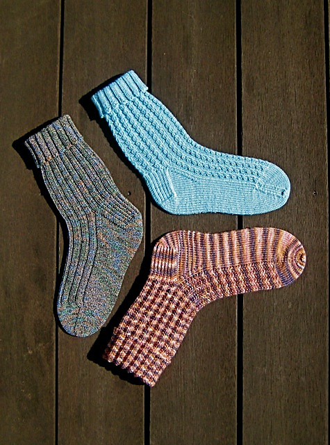 Ribbed Adult Socks