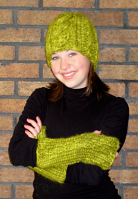 Quick-to-Knit Cabled Hat & Wrist Warmers