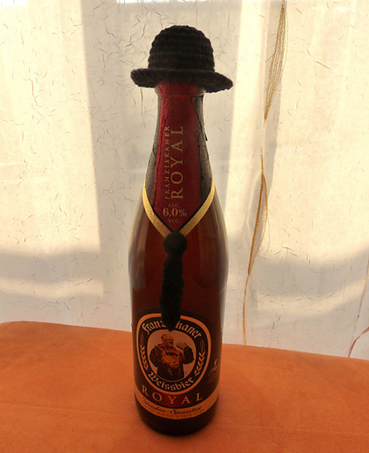 Derby Hat for Beer Bottle