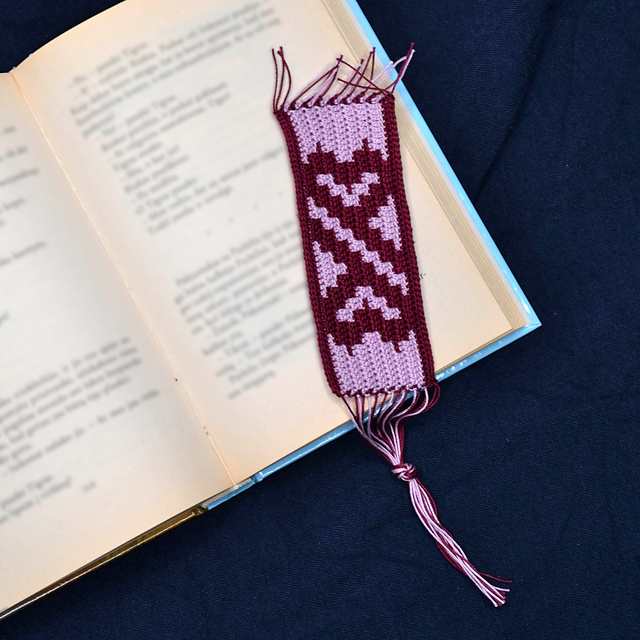 Bookmark Two Hearts