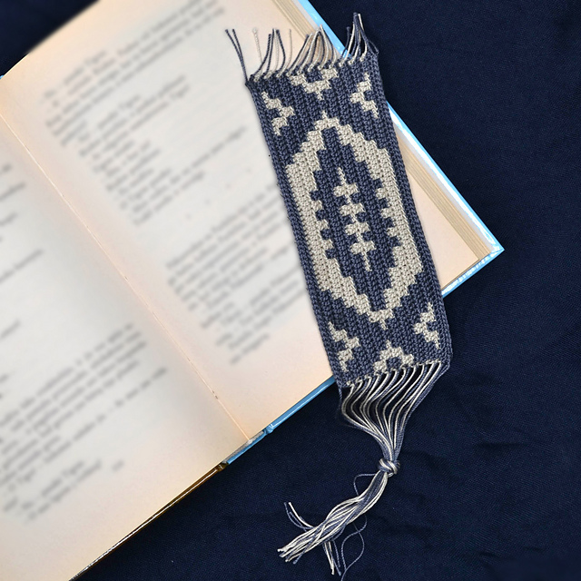 Mosaic Bookmark Oak Leaf