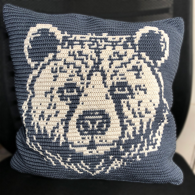Mosaic Pillow Wolf Bear