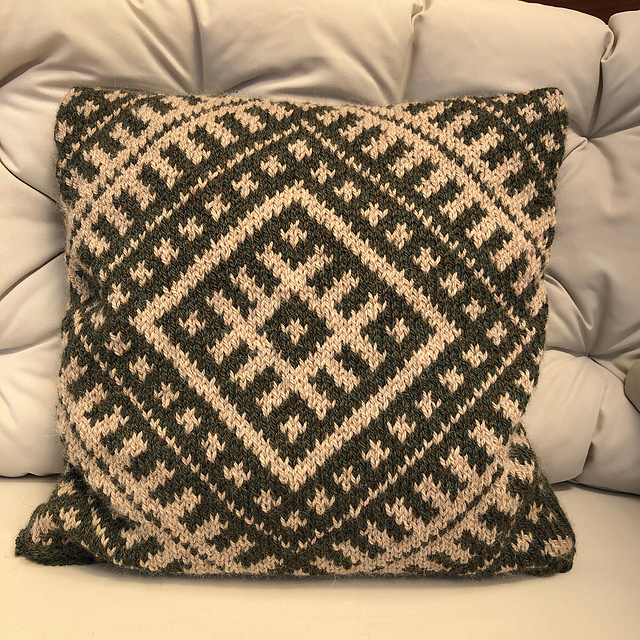 Knit Pillow Sunny