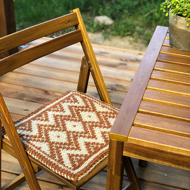 Knit Seat Pad Marios