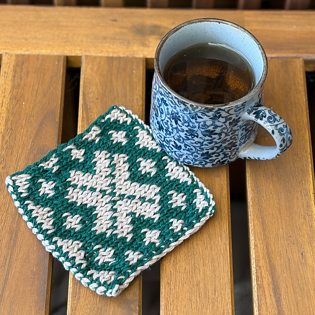 Ravelry: Knit Coaster Clover pattern by Vita Mašalienė