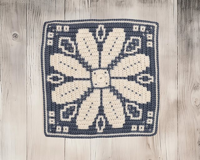 Mosaic Square Daisy