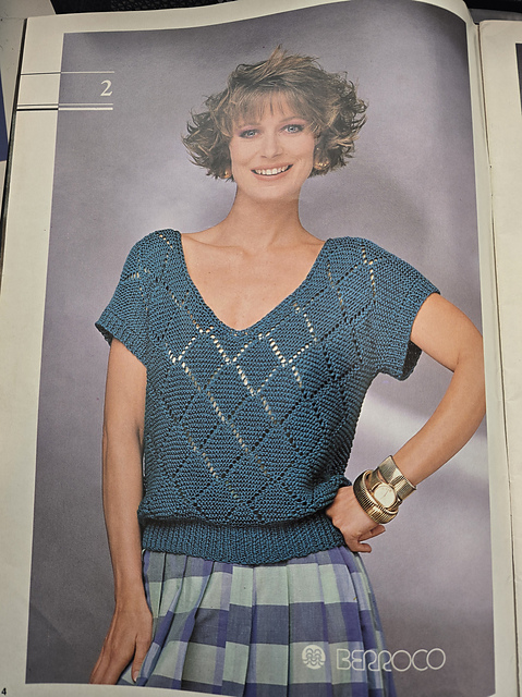 Diamond Pattern Pullover