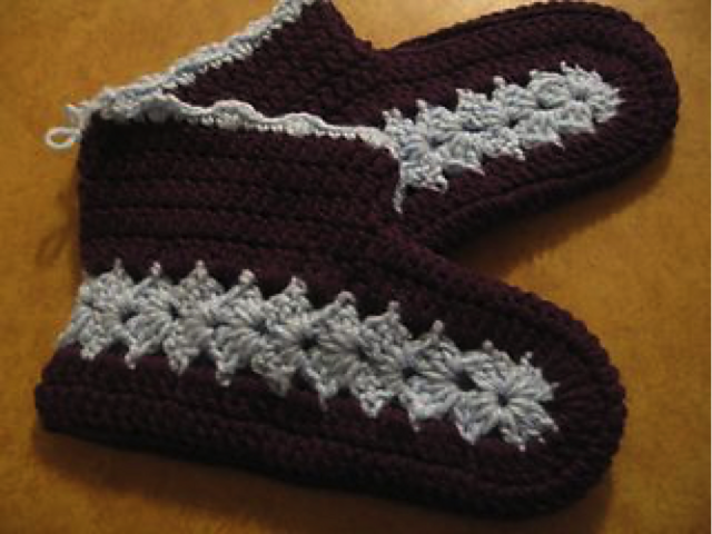 Easy & Fast mile a minute-inspired slippers