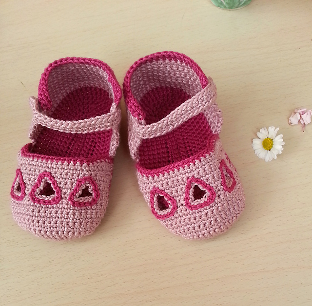 p.8 Cutwork sandal
