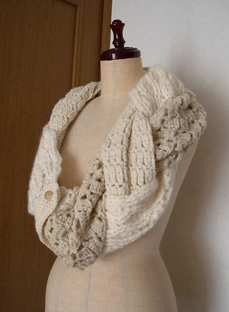 15.Braid Cowl