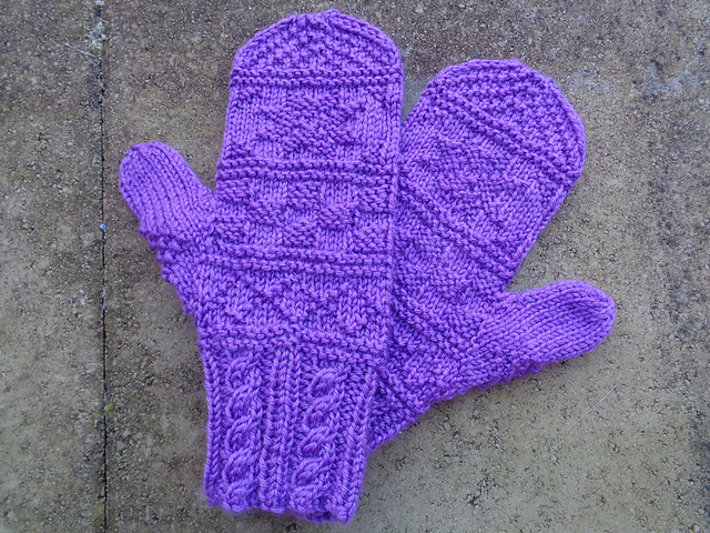 Granny Glitten's Mittens