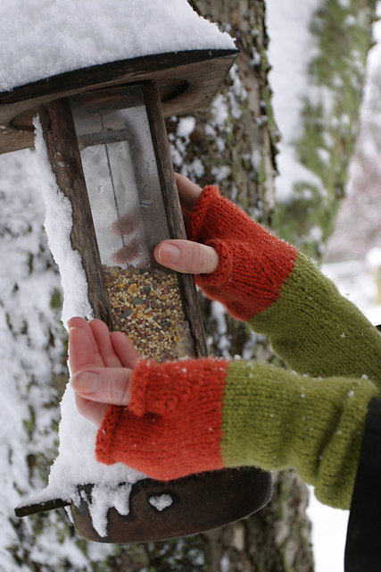 # 070 Firm Fingerless Gloves
