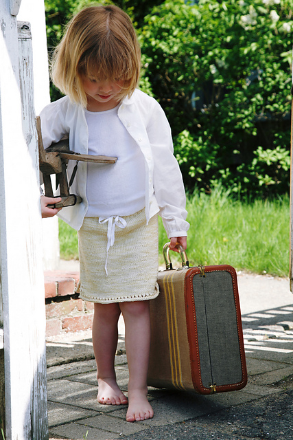 # 093 Child's Summer Skirt