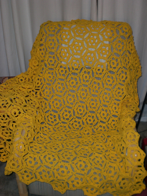 Lacy Honeycomb Afghan