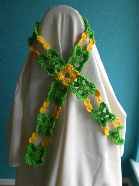 Lucky Clover Scarf