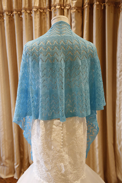 Double Horseshoe Wedding Shawl