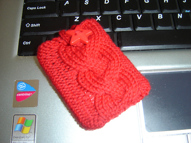 Asymmetrical Braid Nano Cosy