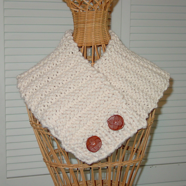 Ridged Neck Warmer