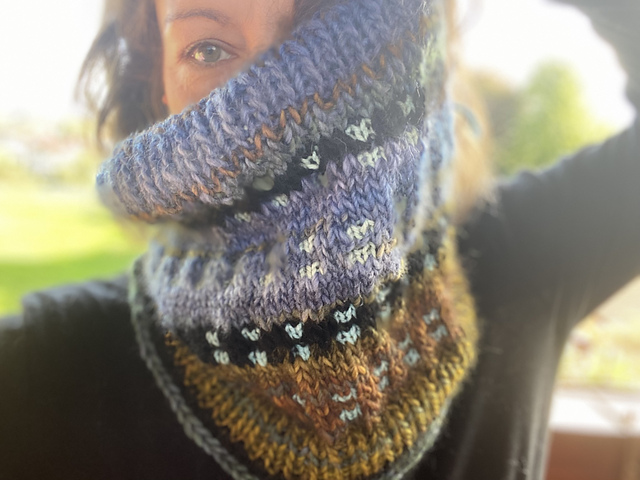 Golden Nights Cowl