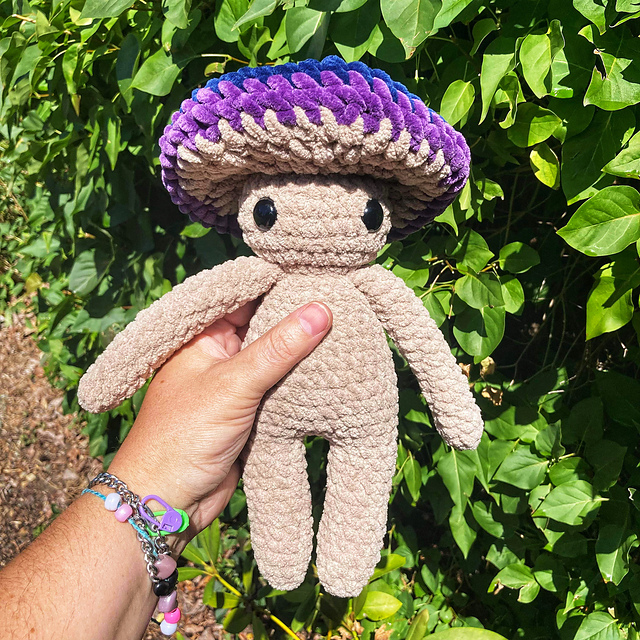 Ravelry: Slender Shroom pattern by Madeline Mae