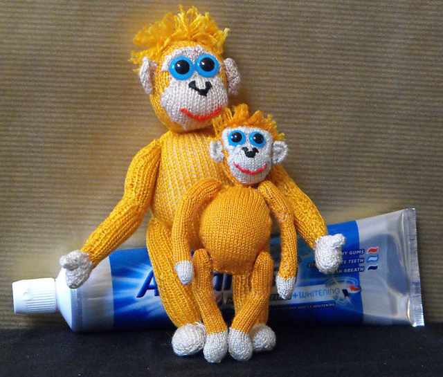 MICRO OSCAR THE BABY ORANGUTAN