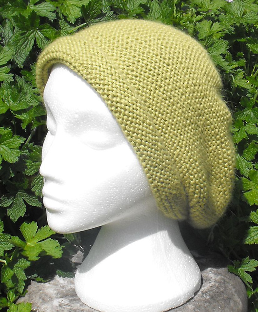 GARTER STITCH SLOUCH