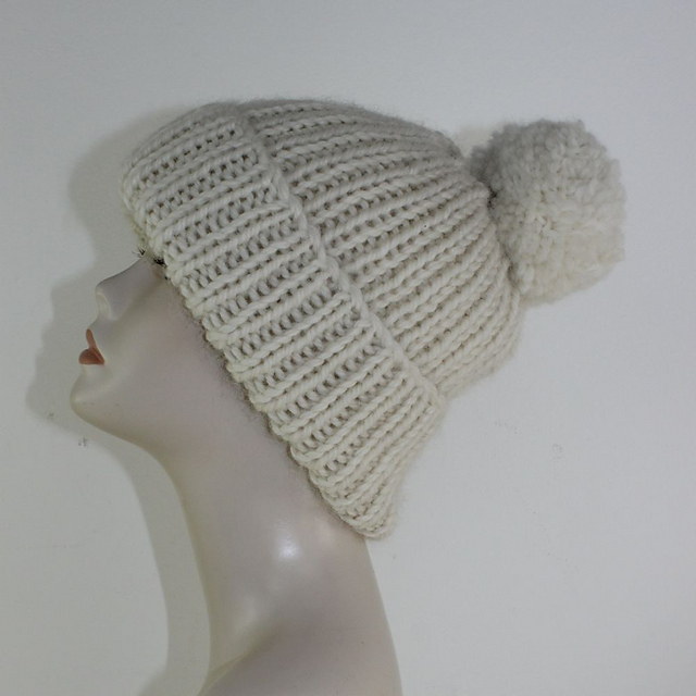 Super Chunky Rib Bobble Beanie CIRCULAR