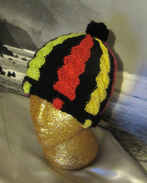 Silk Cable Stripe Bobble Beanie