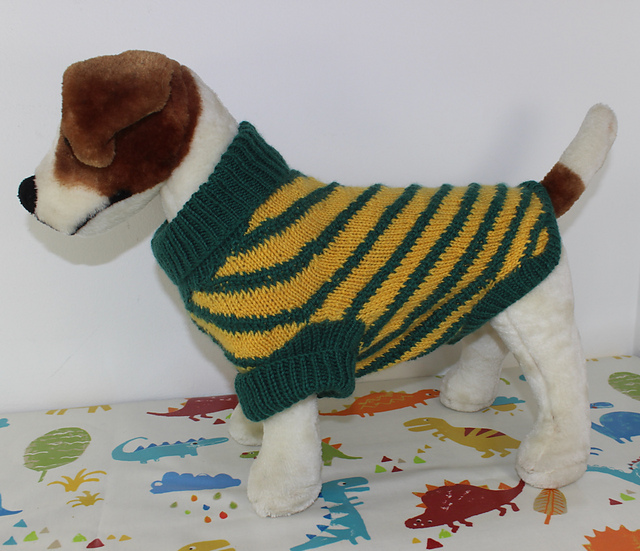 Dog Swirl Stripe Coat Circular