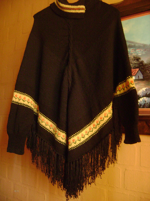 Poncho con mangas