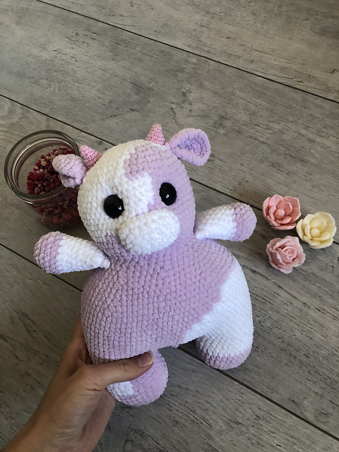 Ravelry: Milky Cow pattern by Yaroslava Sherstiuk