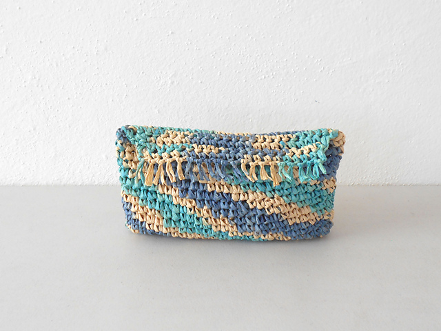 Mare Raffia Clutch