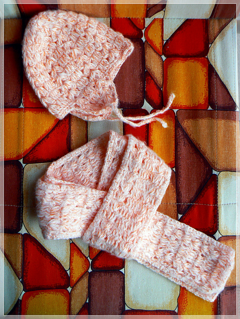 23 + 21 Hat and scarf