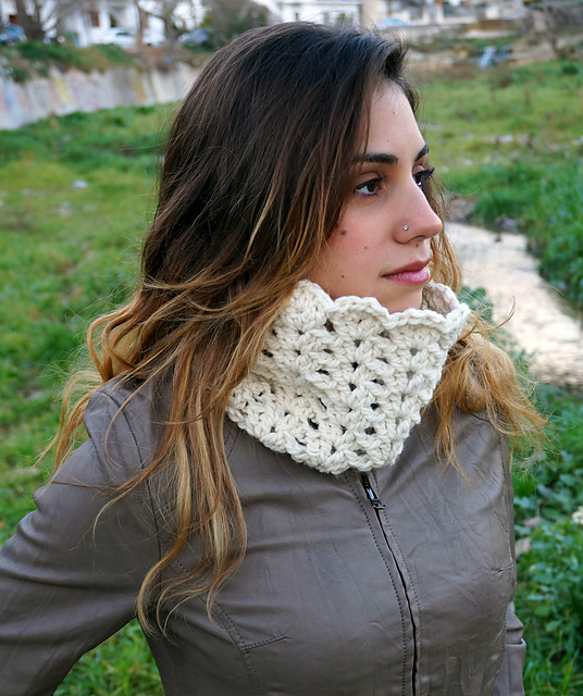 Lacy cowl