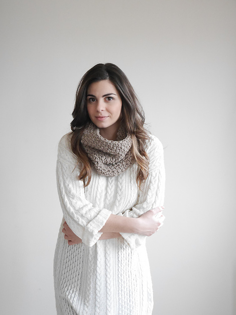 Roma cowl
