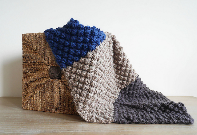 Wild berries blanket