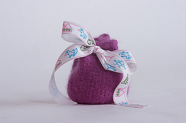An Evening Bag with Glitz