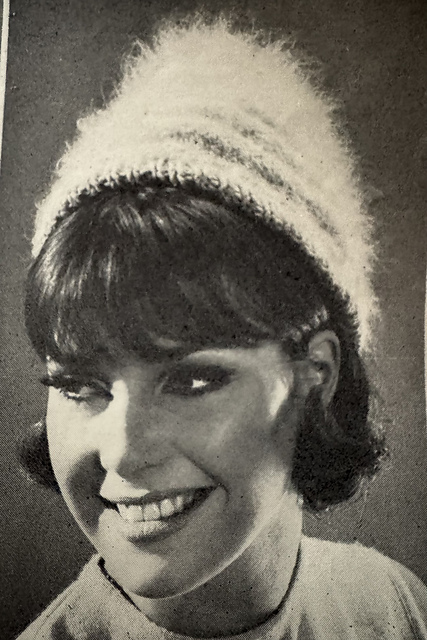 No. 1015 Quaker Stitch Hat