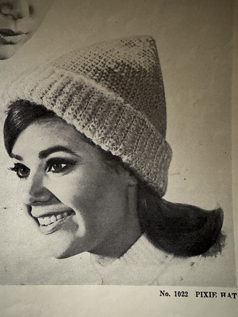 No. 1022 Pixie Hat