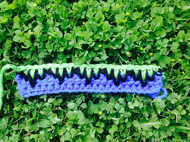 Layered Spike Stitch Square