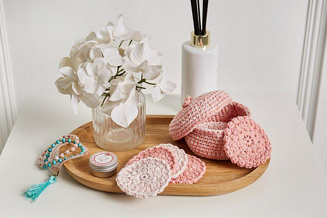 Morelia Scrubbies