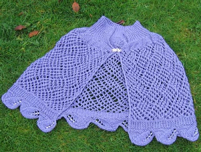 Inspiration Capelet